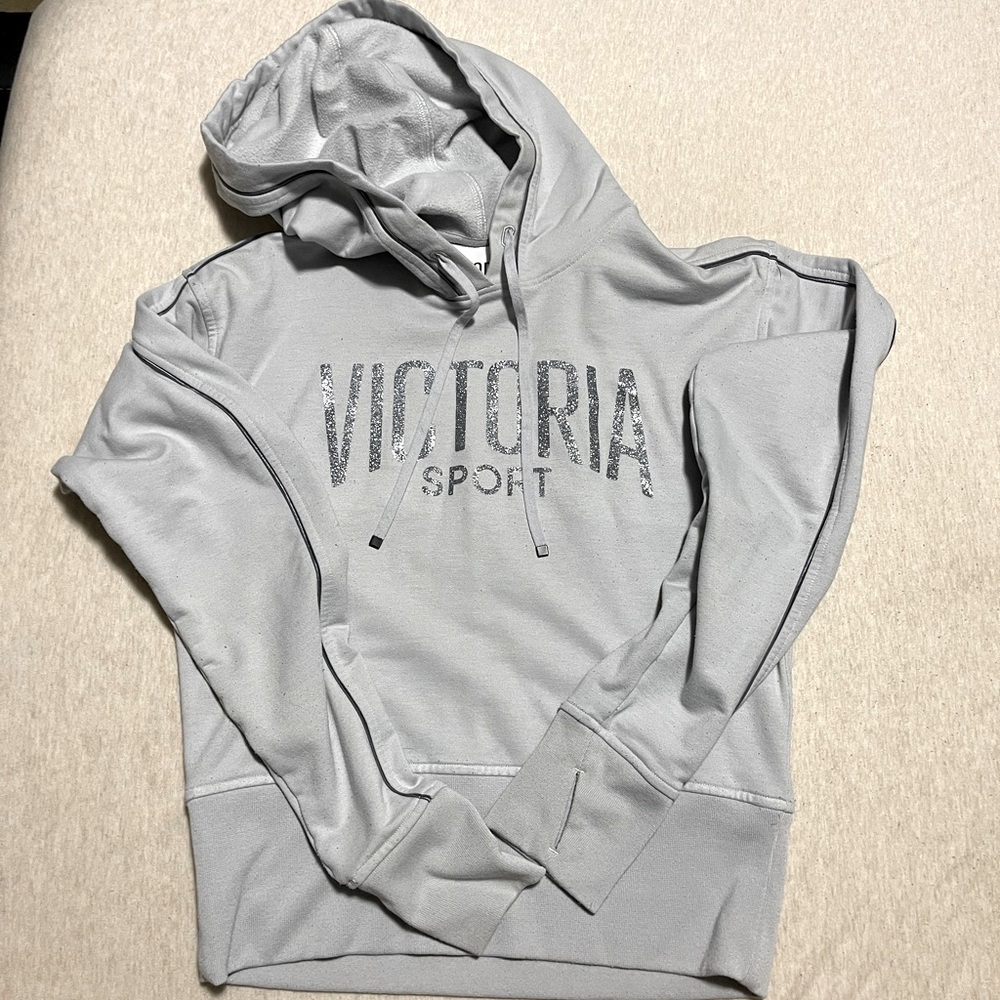 Victoria sport hoodie XS!